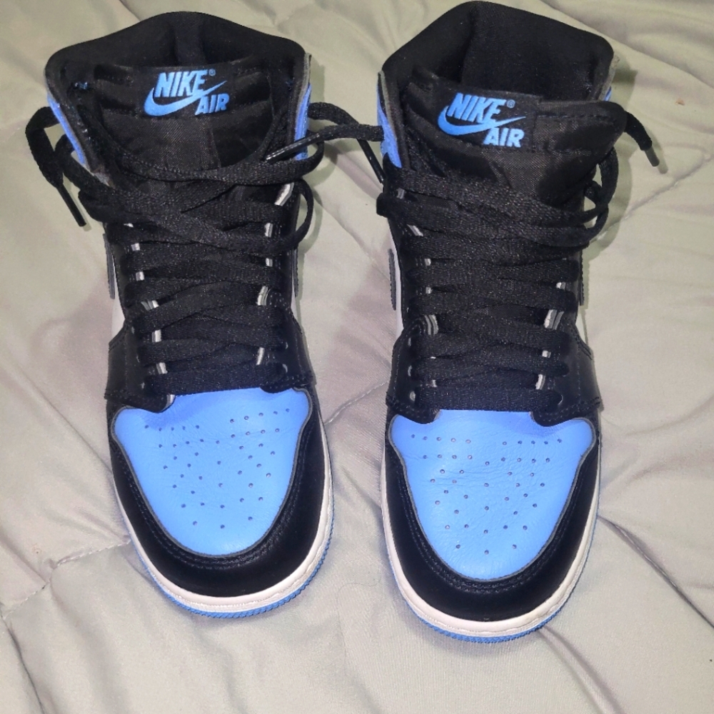 Nike Air Jordan OG High Varsity Blue Black Boys Size 4 Fits 5.5/6 Women
